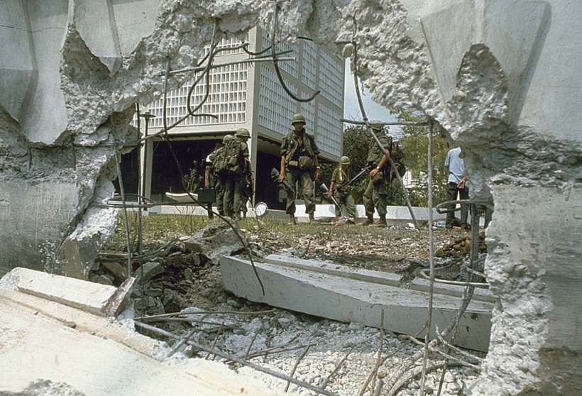 17439796121_6b3db488d9_b